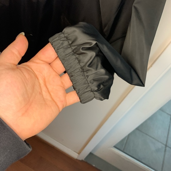 Black satin coach jacket - Picture 5 of 7